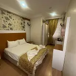 فندق رايموند 3*