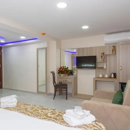 Hotel Raimond