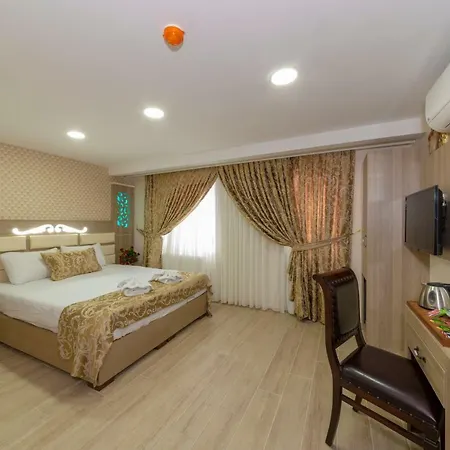 Raimond Hotel 3*