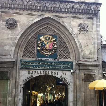 Raimond Szálloda 3*