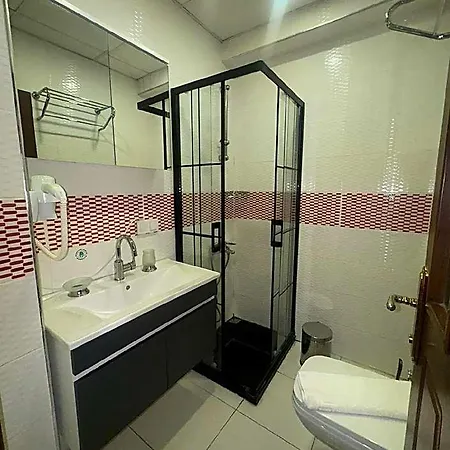 Hotel Raimond 3*